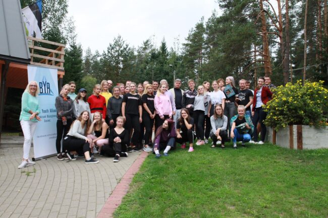 40297098_2184131748532026_3651803210508664832_o